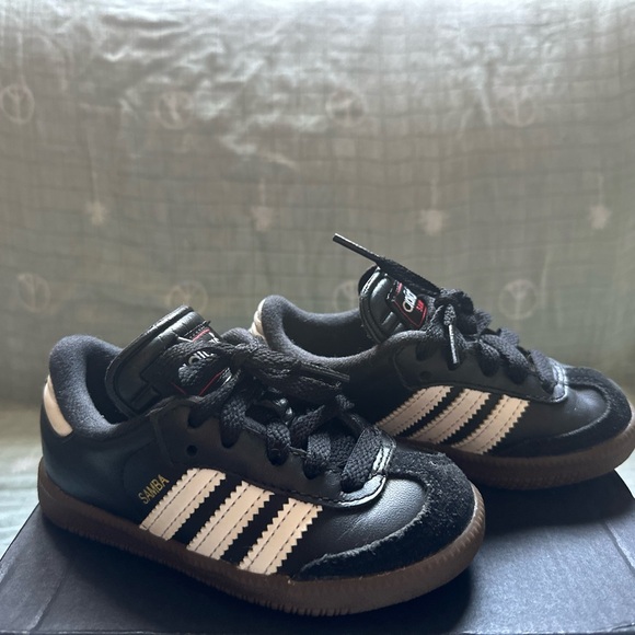 Adidas Samba Kids Black and White Sneakers - Picture 6 of 6